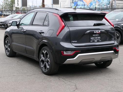 2025 Kia Niro SX Touring