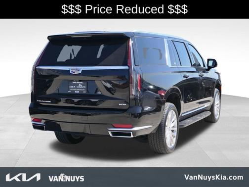 2024 Cadillac Escalade ESV Premium Luxury
