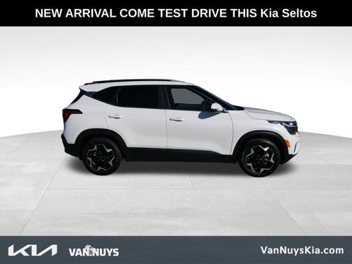 2025 Kia Seltos EX