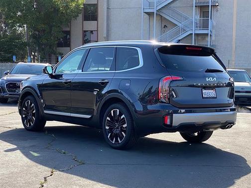 Metal 2025 Kia Telluride SX