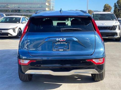 Mineral Blue 2026 Kia Niro EV Wind