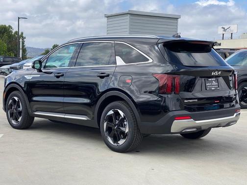 Aurora Black Pearl 2026 Kia Sorento Hybrid EX