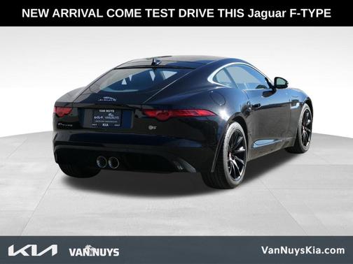 2017 Jaguar F-TYPE Premium