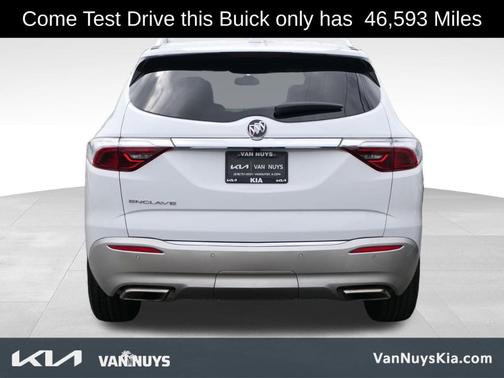 2022 Buick Enclave Essence