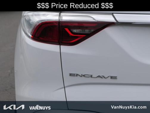 2022 Buick Enclave Essence