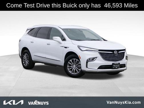 2022 Buick Enclave Essence