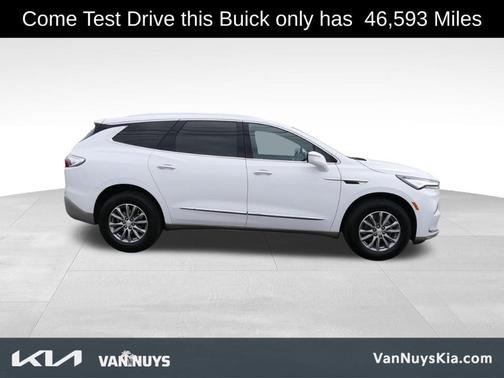 2022 Buick Enclave Essence