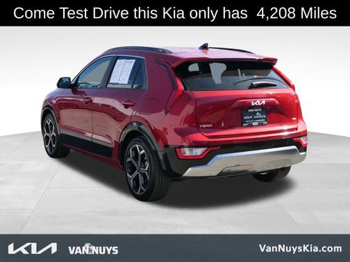 2025 Kia Niro EX Touring