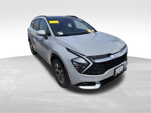 Gray 2023 Kia Sportage SX
