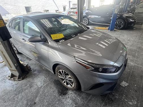 Steel Gray 2024 Kia Forte LXS