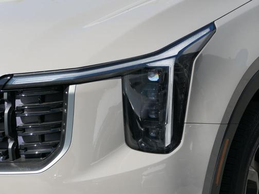 2025 Kia Sorento X-Line EX