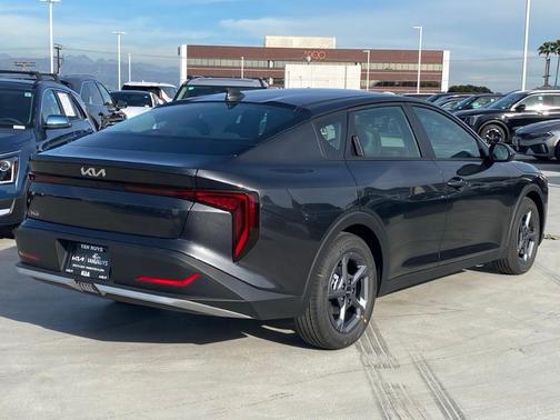 2026 Kia K4 