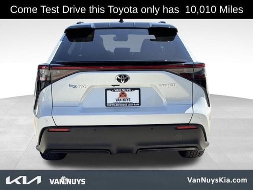2023 Toyota bZ4X Limited