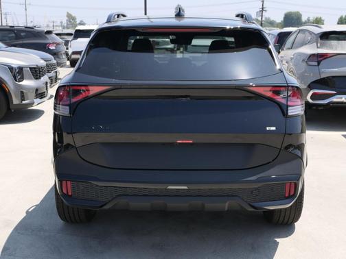 2025 Kia Sportage Plug-In Hybrid X-Line