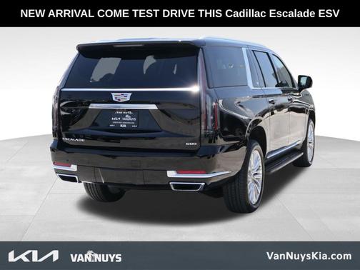2025 Cadillac Escalade ESV Premium Luxury