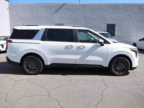 2025 Kia Carnival Hybrid EX