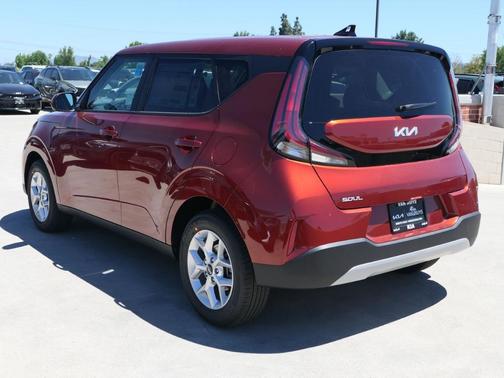 2025 Kia Soul S