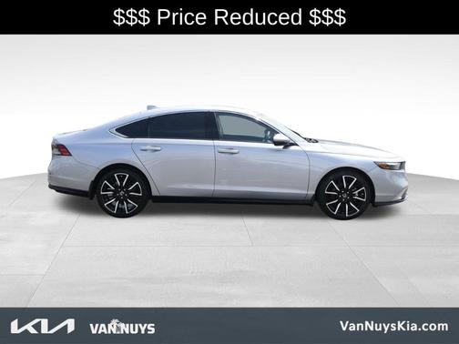 2023 Honda Accord Hybrid Touring