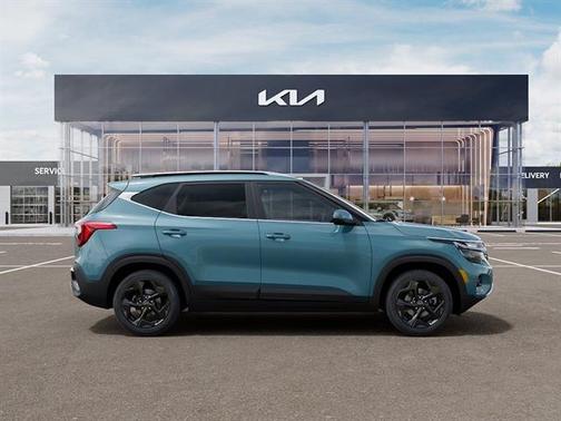 Blue 2026 Kia Seltos EX