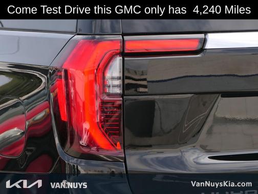 2025 GMC Yukon XL Denali