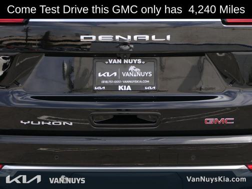 2025 GMC Yukon XL Denali