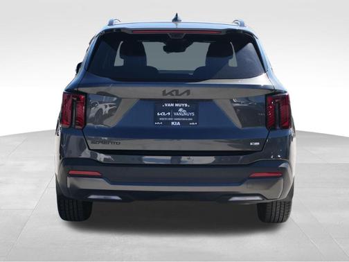 Gray 2026 Kia Sorento Hybrid X-LINE SX PRESTIGE