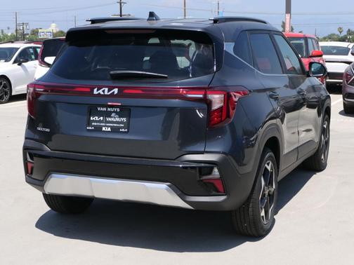 2025 Kia Seltos EX