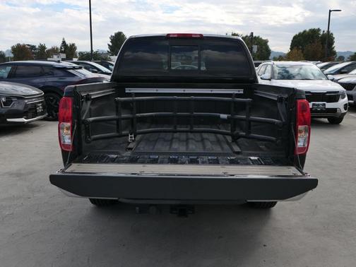 2017 Nissan Frontier SV