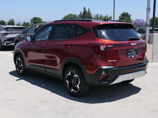 2025 Kia Seltos S