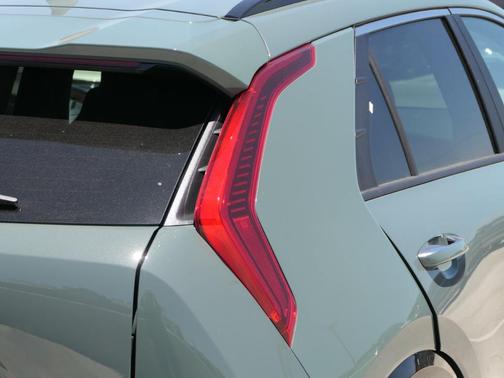 2025 Kia Niro EV Wave