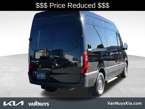 2023 Mercedes-Benz Sprinter 2500 144 WB Standard Roof Passenger