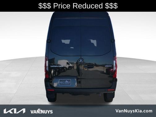 2023 Mercedes-Benz Sprinter 2500 144 WB Standard Roof Passenger