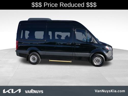 2023 Mercedes-Benz Sprinter 2500 144 WB Standard Roof Passenger