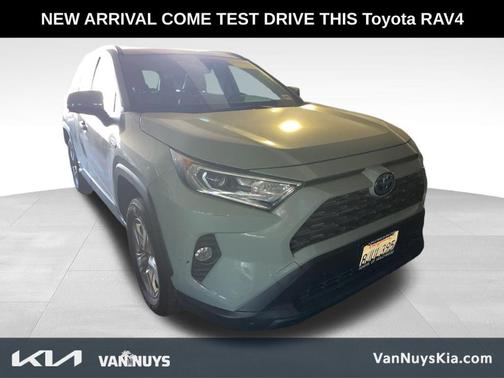 2019 Toyota RAV4 Hybrid XLE