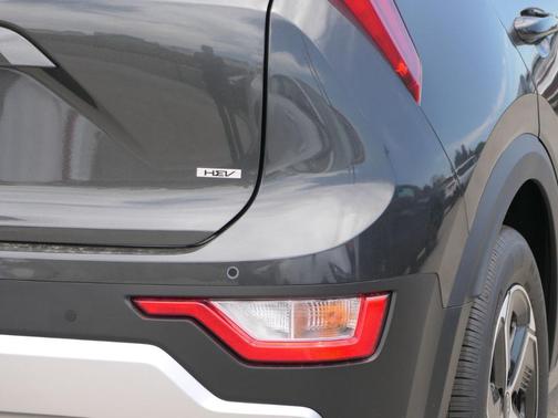 2025 Kia Niro EX