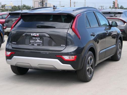 2025 Kia Niro EX