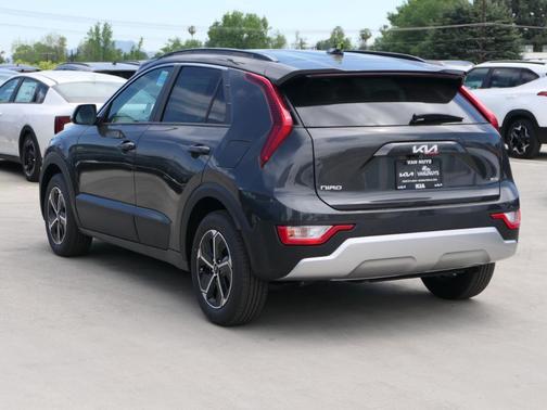 2025 Kia Niro EX