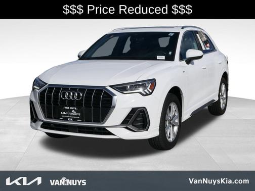 2024 Audi Q3 45 S line Premium