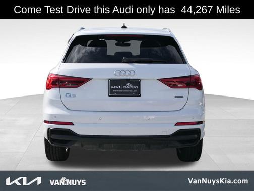 2024 Audi Q3 45 S line Premium