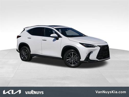 Eminent White Pearl 2023 Lexus NX 350 Base