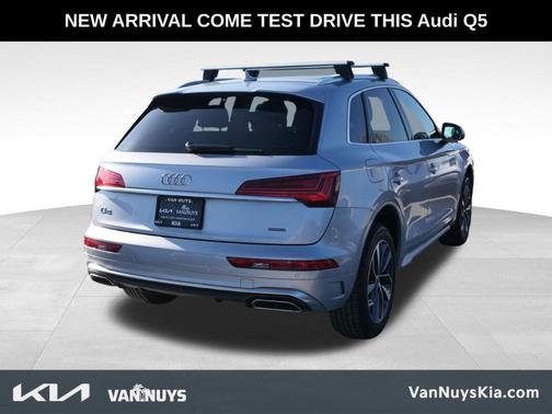2023 Audi Q5 45 S line quattro Premium