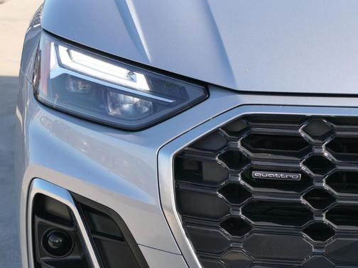 2023 Audi Q5 45 S line quattro Premium