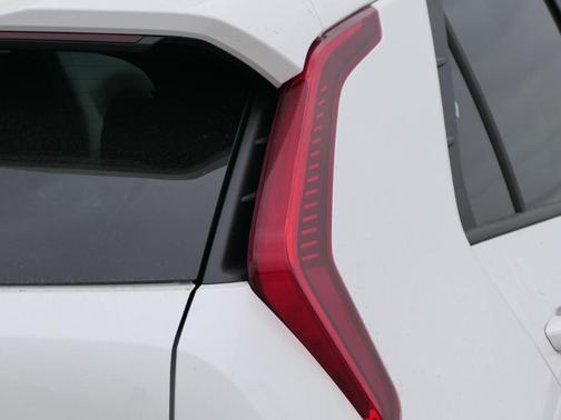 2025 Kia Niro EV Wind