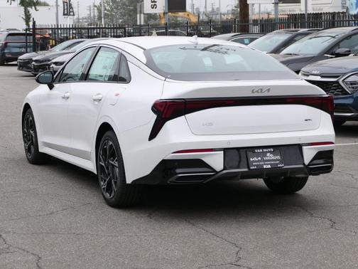 2025 Kia K5 GT-Line