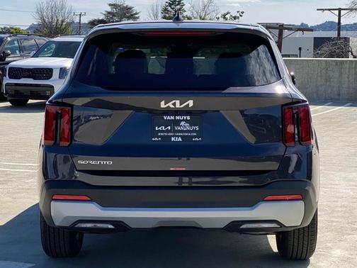 2026 Kia Sorento LX