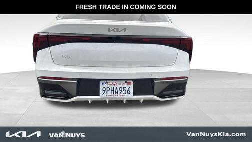 Snow White Pearl 2025 Kia K5 LXS