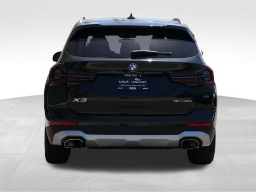 Black Sapphire Metallic 2022 BMW X3 sDrive30i