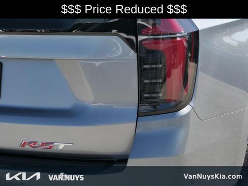 2025 Chevrolet Tahoe RST