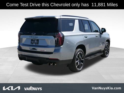 2025 Chevrolet Tahoe RST