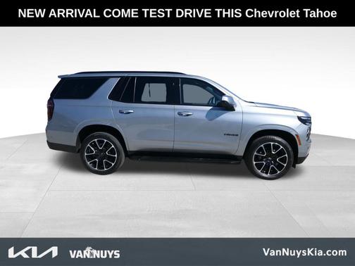 2025 Chevrolet Tahoe RST